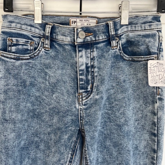 Free People Great Heights Frayed Fringe Hem Skinny Jeans, Hi-Rise NWT - Picture 6 of 10